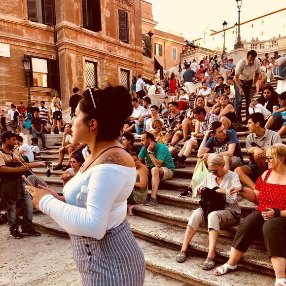 Meet your Posher, Amy - Picture 1 of 1